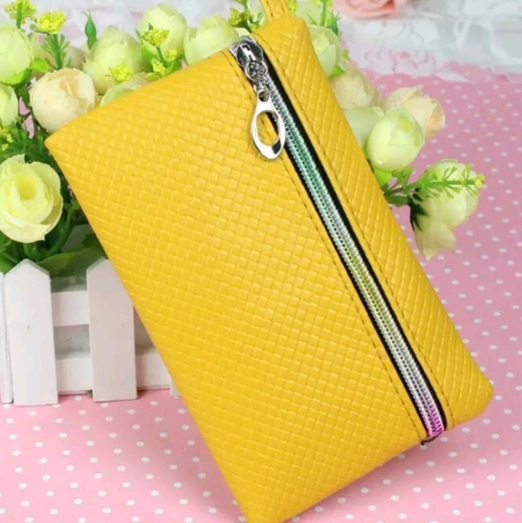 FREE with any $25+ Purchase! Small Zipper Bag - Picture 3 of 4